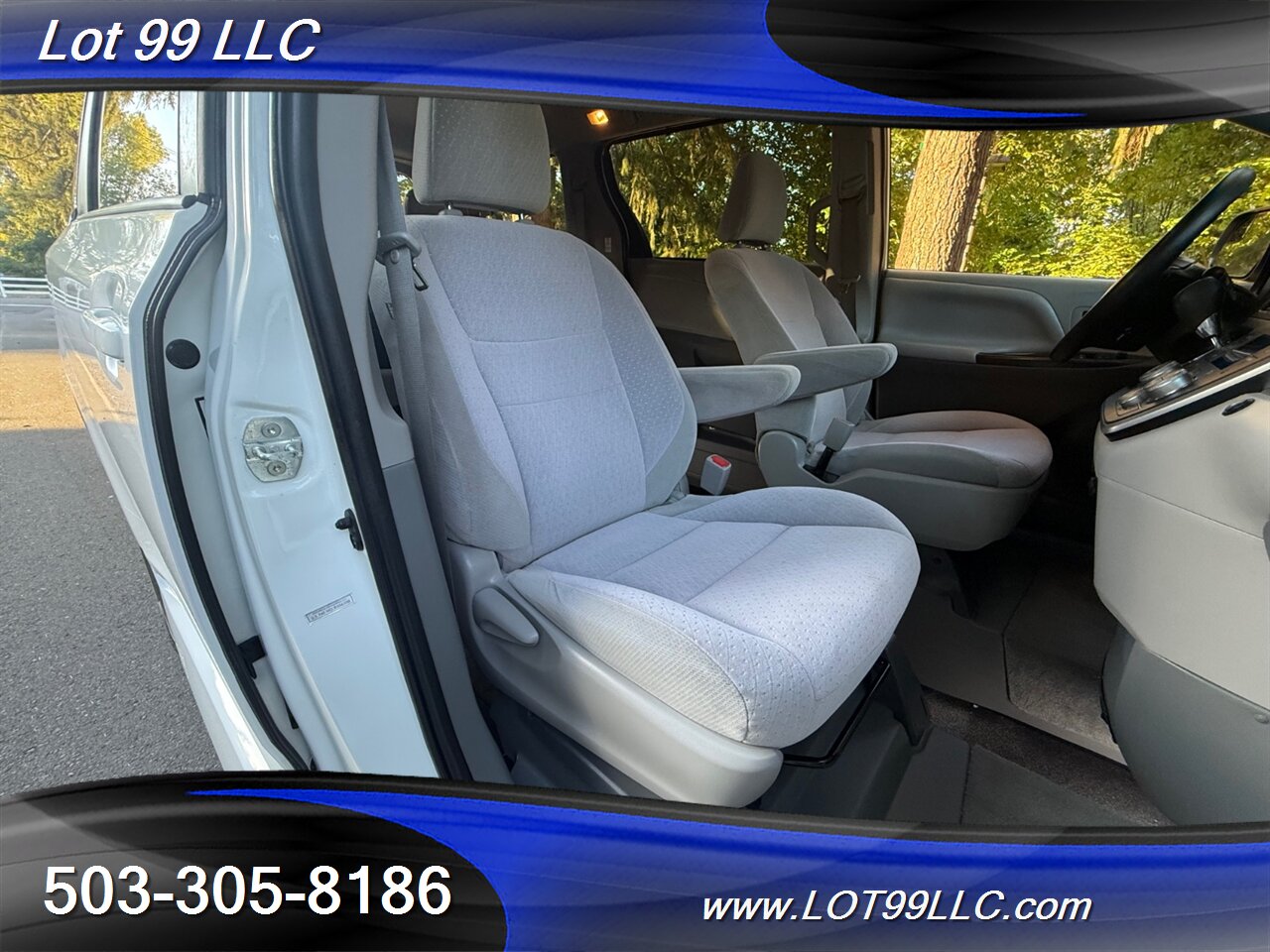 2020 Toyota Sienna LE 67k Miles WHEELCHAIR VAN New Tires Navi Cam   - Photo 18 - Milwaukie, OR 97267
