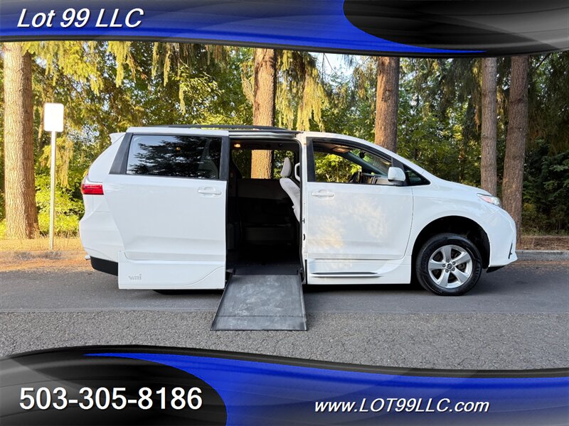2020 Toyota Sienna LE 67k Miles WHEELCHAIR VAN New Tires Navi Cam  Kneeling Lowered Floor Pan