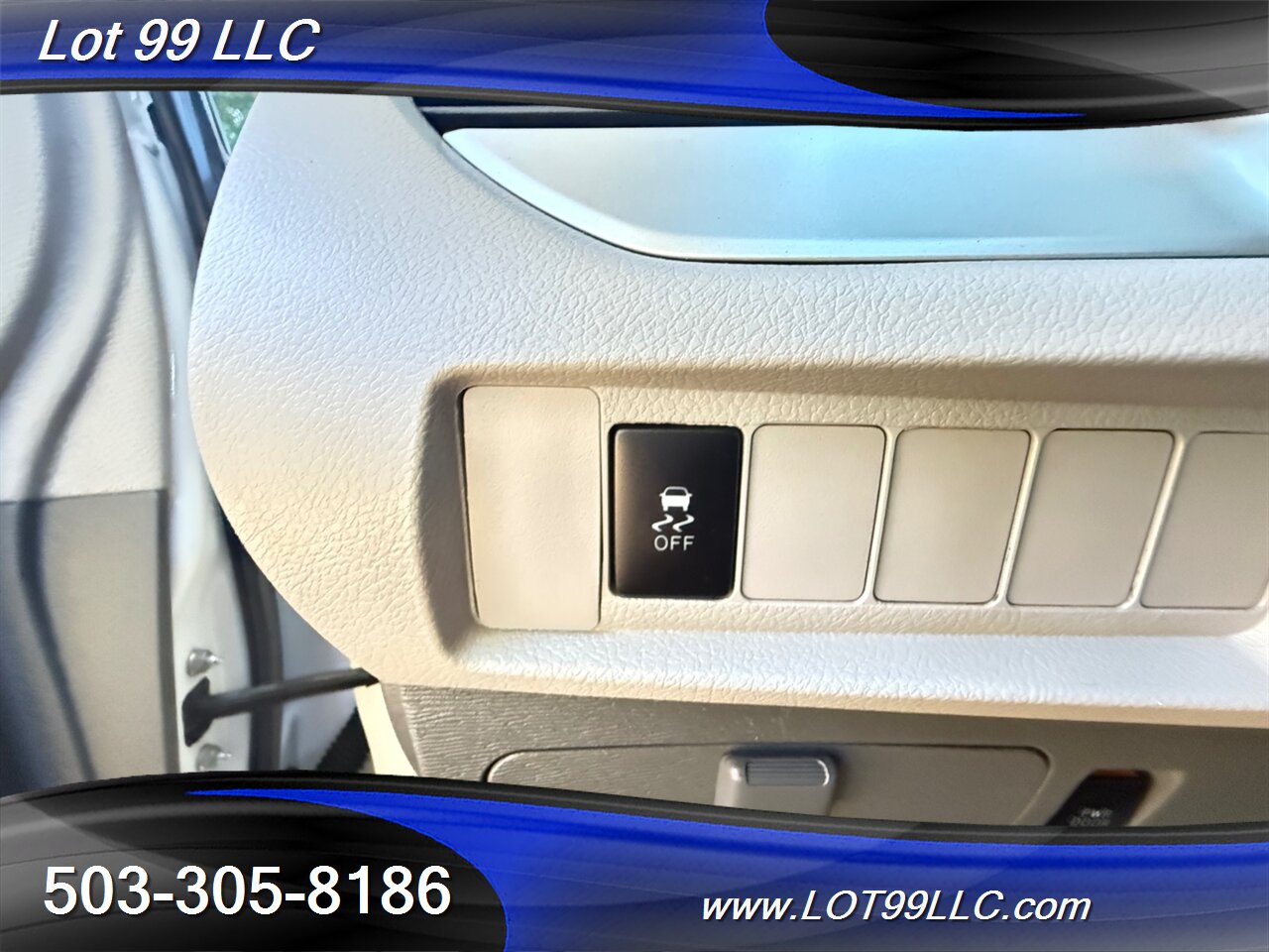 2020 Toyota Sienna LE 67k Miles WHEELCHAIR VAN New Tires Navi Cam   - Photo 30 - Milwaukie, OR 97267