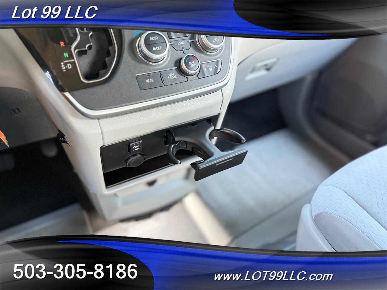 2020 Toyota Sienna LE 67k Miles WHEELCHAIR VAN New Tires Navi Cam   - Photo 38 - Milwaukie, OR 97267
