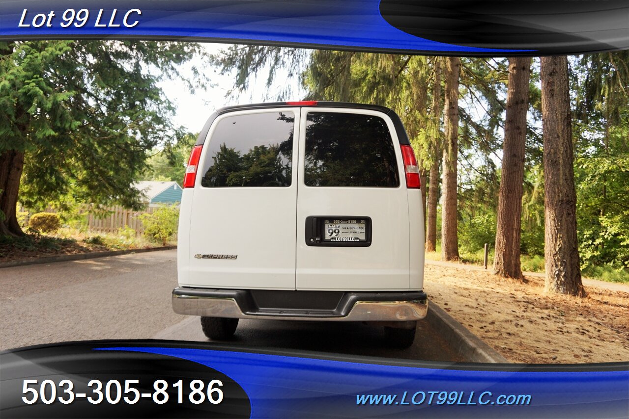 2017 Chevrolet Express LT 3500 15 Passenger Van V8 4.8L Auto BFG Tires   - Photo 10 - Milwaukie, OR 97267