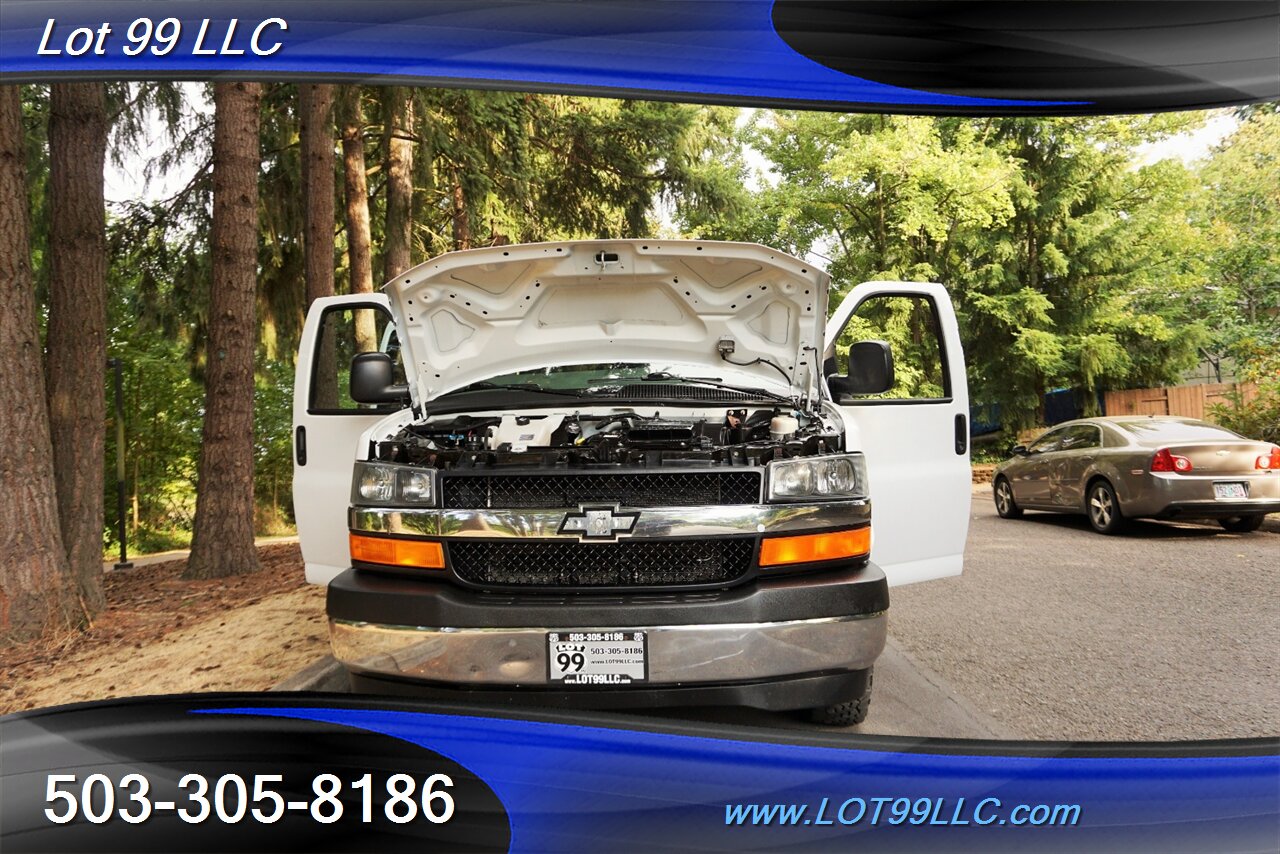 2017 Chevrolet Express LT 3500 15 Passenger Van V8 4.8L Auto BFG Tires   - Photo 26 - Milwaukie, OR 97267