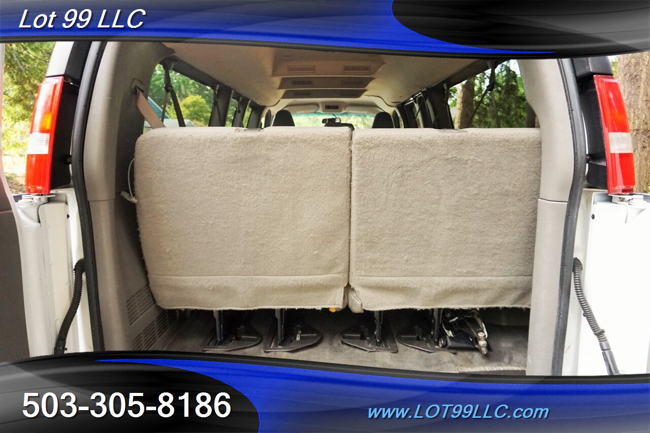 2017 Chevrolet Express LT 3500 15 Passenger Van V8 4.8L Auto BFG Tires   - Photo 13 - Milwaukie, OR 97267