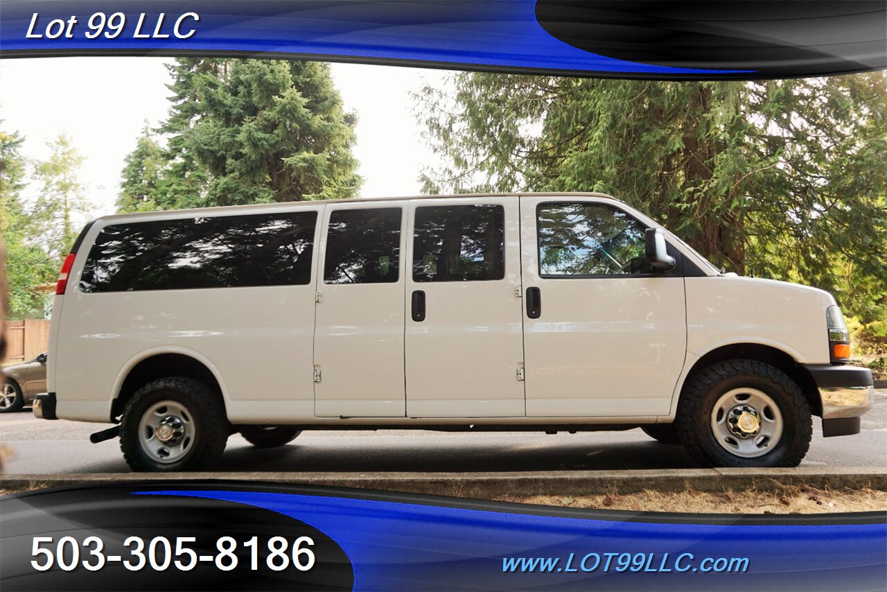 2017 Chevrolet Express LT 3500 15 Passenger Van V8 4.8L Auto BFG Tires   - Photo 8 - Milwaukie, OR 97267