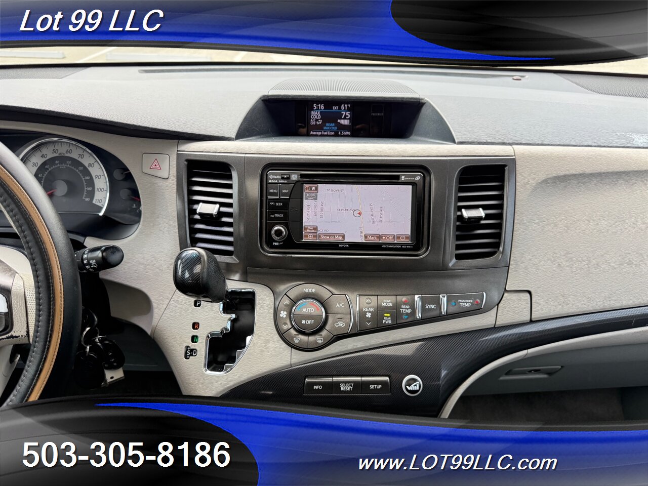 2014 Toyota Sienna SE Side Ramp WHEELCHAIR VAN 6-Passenger Leather  DVD Sunroof Power Ramp - Photo 20 - Milwaukie, OR 97267