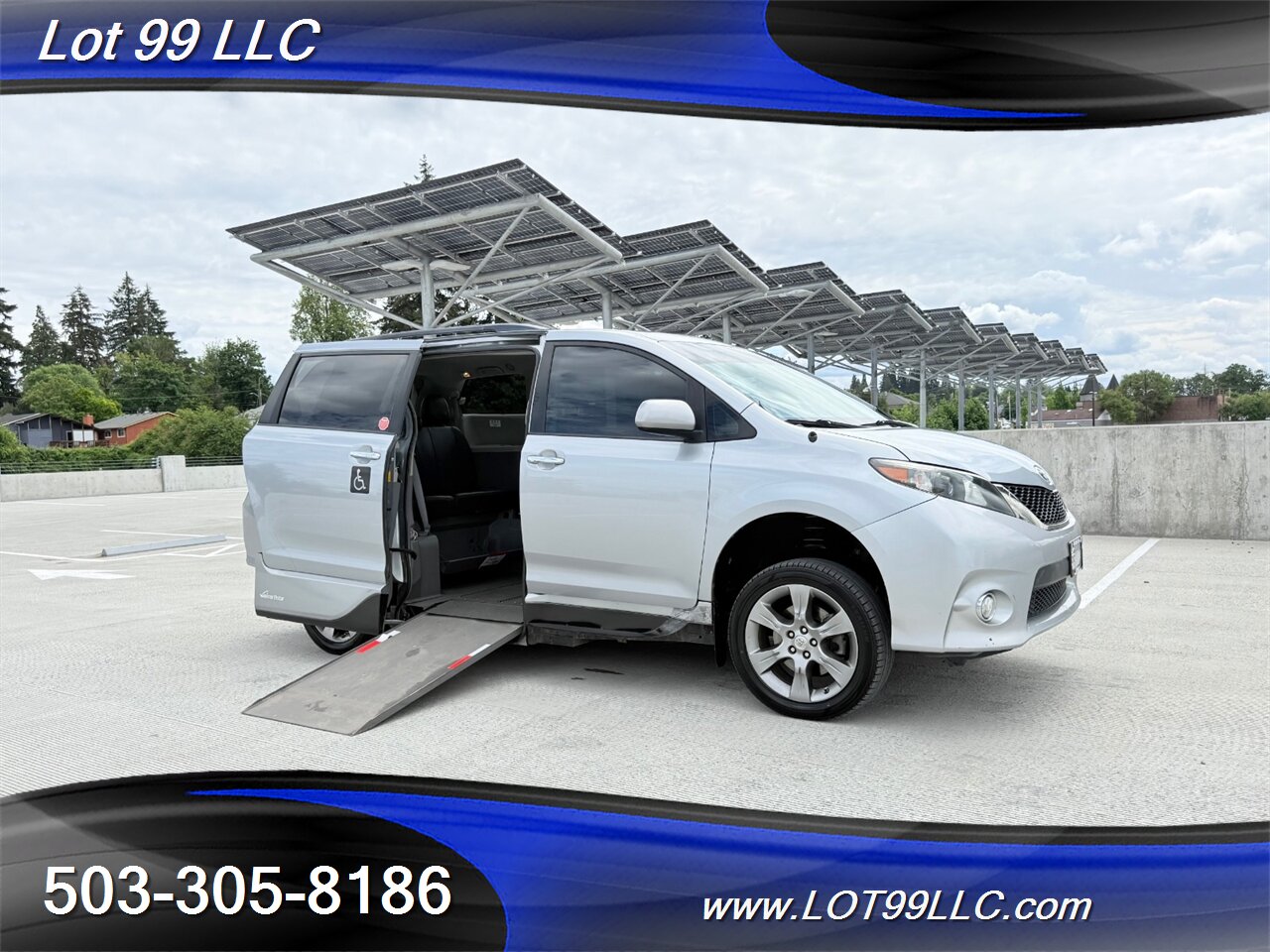 2014 Toyota Sienna SE Side Ramp WHEELCHAIR VAN 6-Passenger Leather  DVD Sunroof Power Ramp - Photo 2 - Milwaukie, OR 97267