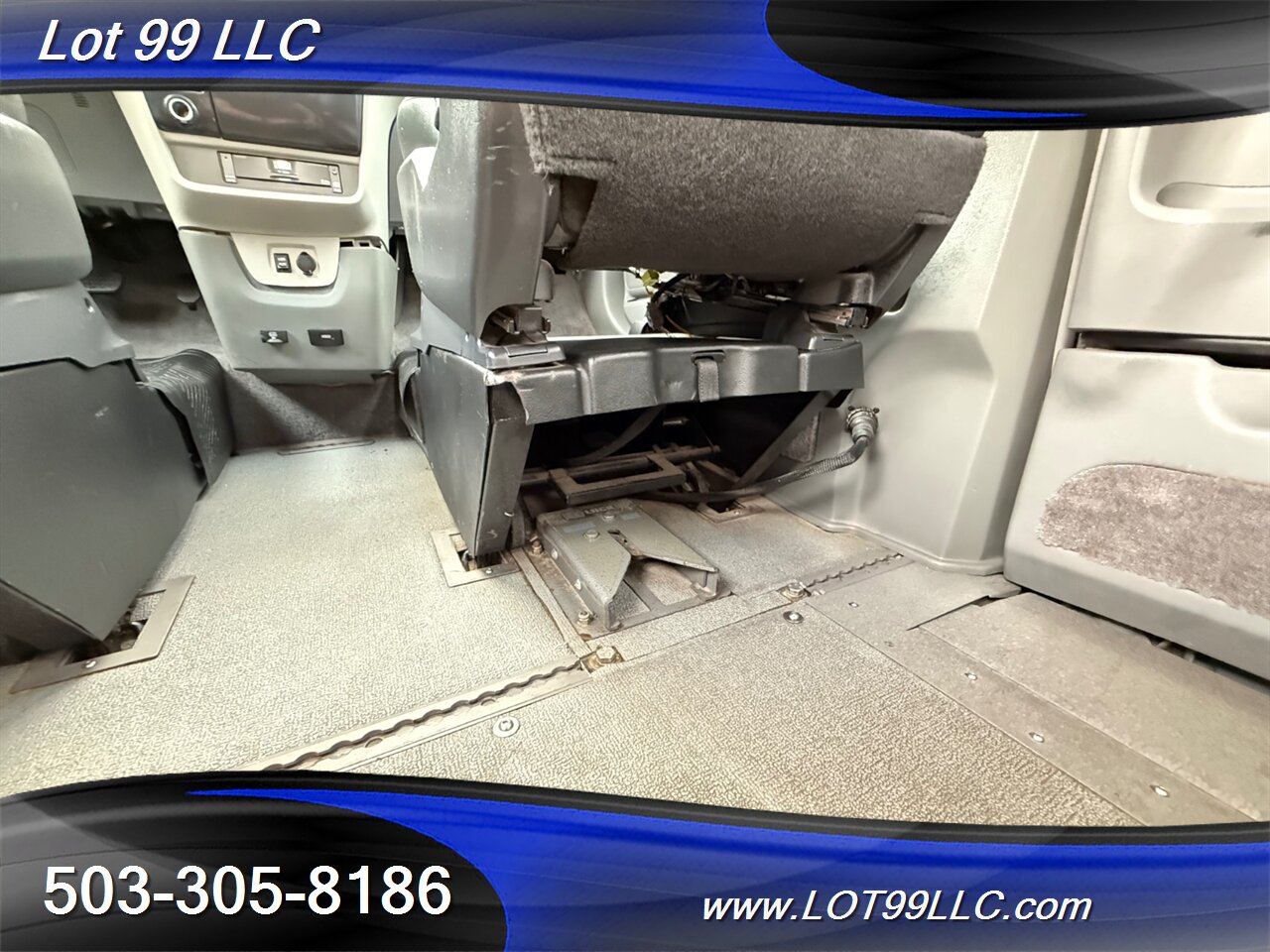 2014 Toyota Sienna SE Side Ramp WHEELCHAIR VAN 6-Passenger Leather  DVD Sunroof Power Ramp - Photo 48 - Milwaukie, OR 97267