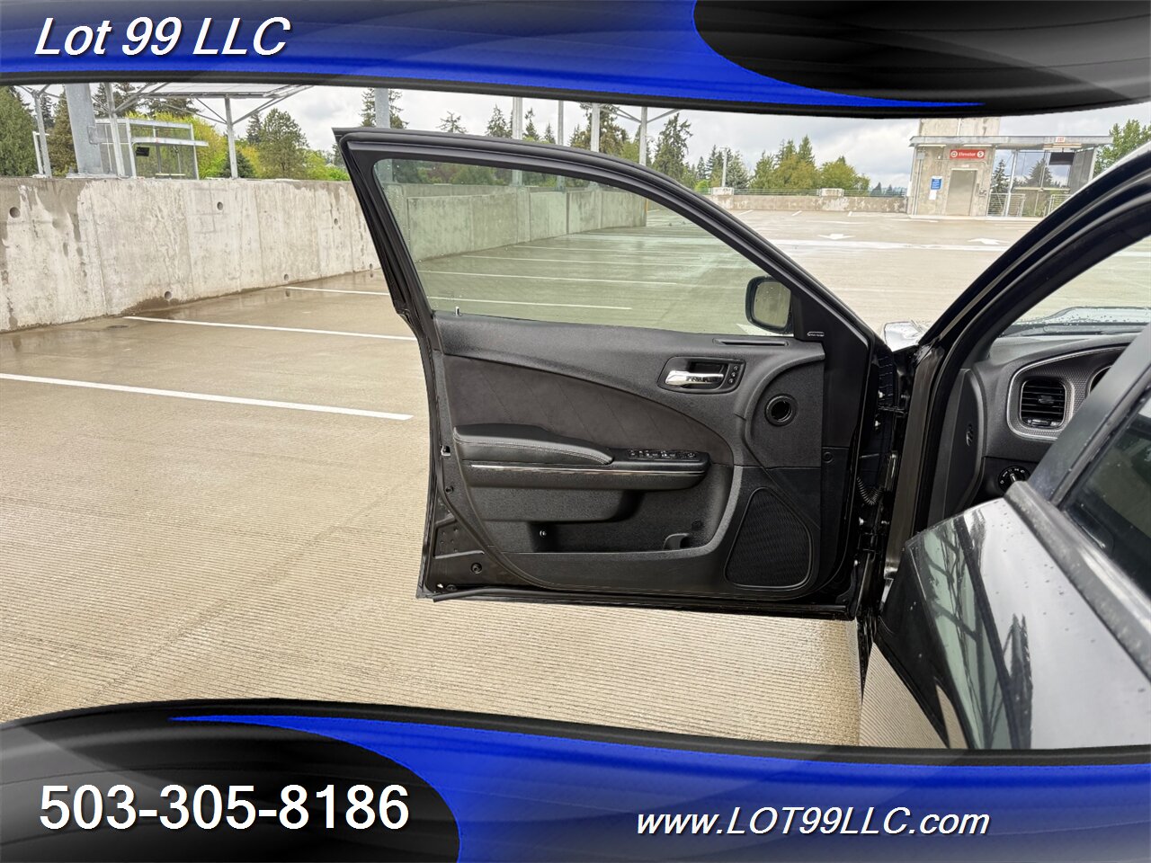 2015 Dodge Charger SRT Hellcat ** 58k Miles ** HEMI 6.2L Supercharged  1-Owner NEW TIRES - Photo 34 - Milwaukie, OR 97267