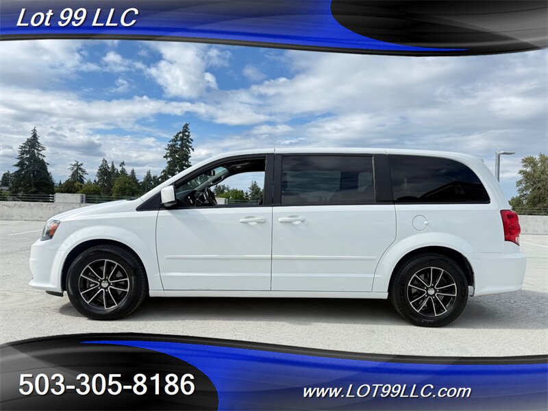 2017 Dodge Grand Caravan GT's photo