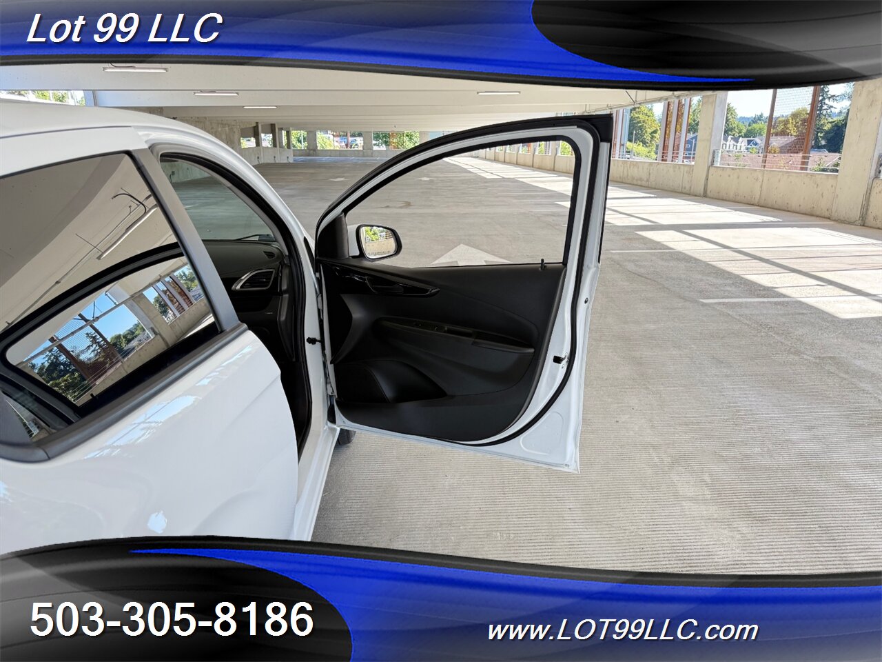 2020 Chevrolet Spark 1LT CVT  38MPG Commuter Car Backup Cam  AC Apple CarPlay Android Auto - Photo 38 - Milwaukie, OR 97267
