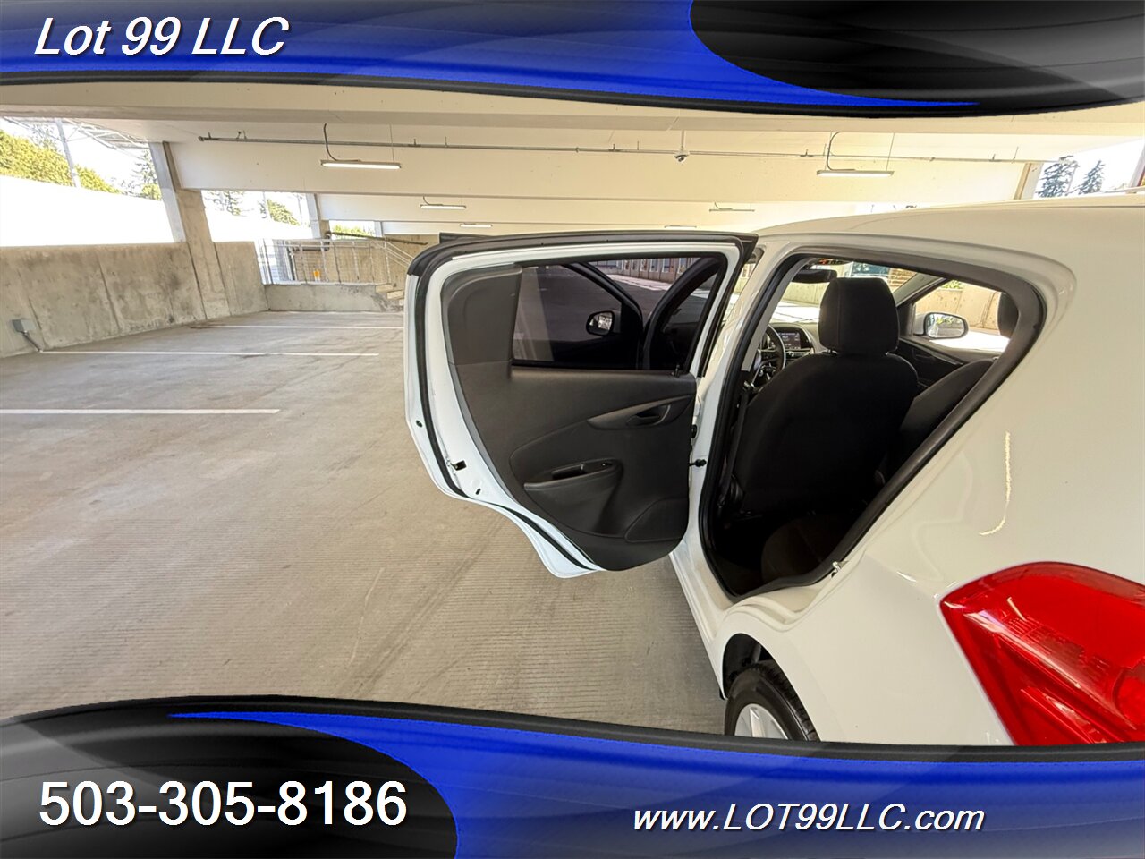 2020 Chevrolet Spark 1LT CVT  38MPG Commuter Car Backup Cam  AC Apple CarPlay Android Auto - Photo 39 - Milwaukie, OR 97267