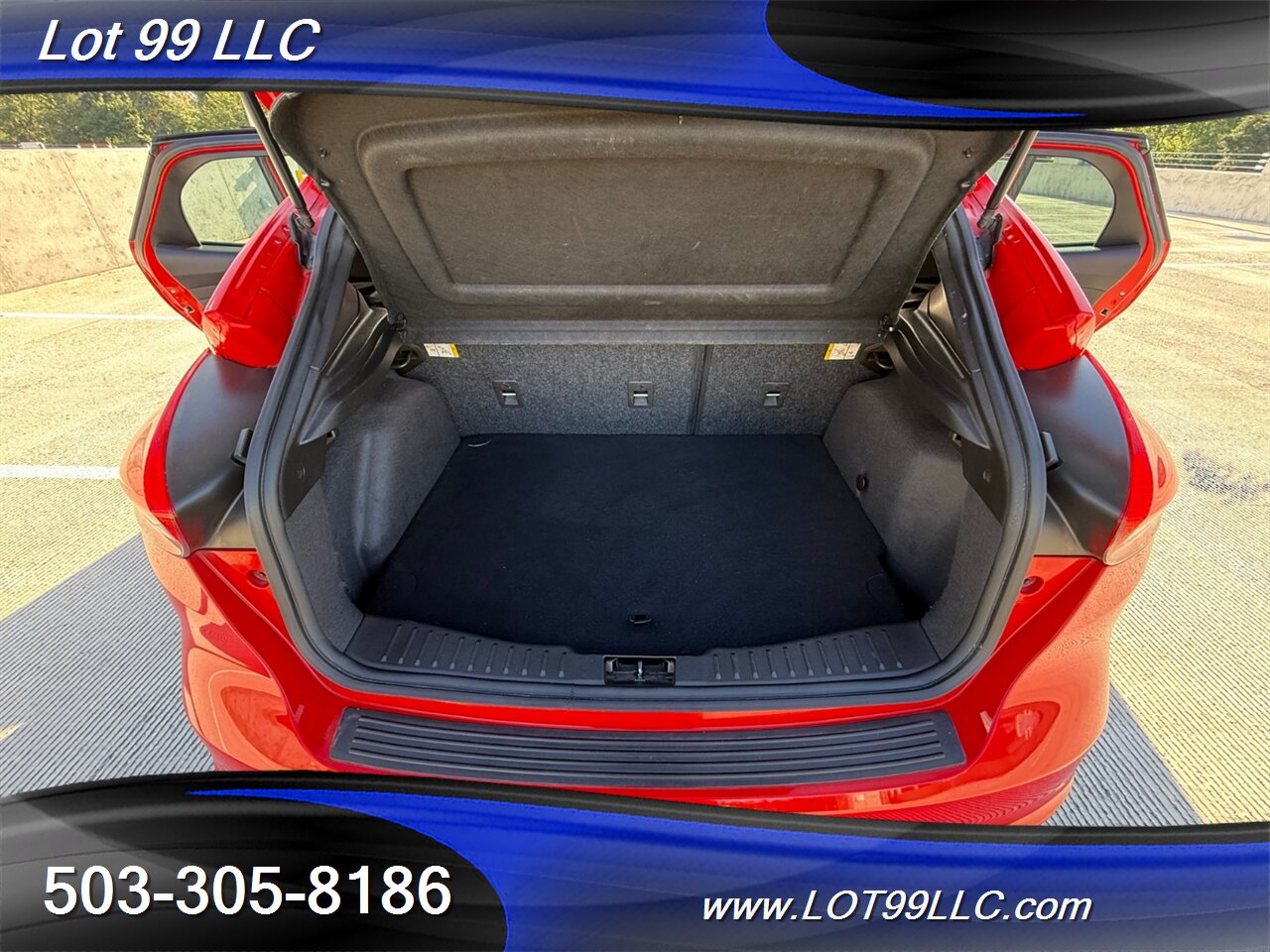 2017 Ford Focus ST 1-Owner 87k Miles 30MPG 6 Speed Manual - Photo 22 - Milwaukie, OR 97267