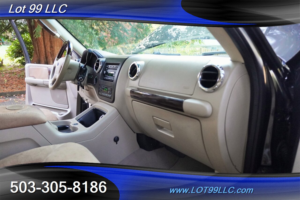 2006 Ford Expedition King Ranch 4X4 V8 5.4L Heated Leather Moon 3 ROW   - Photo 17 - Milwaukie, OR 97267
