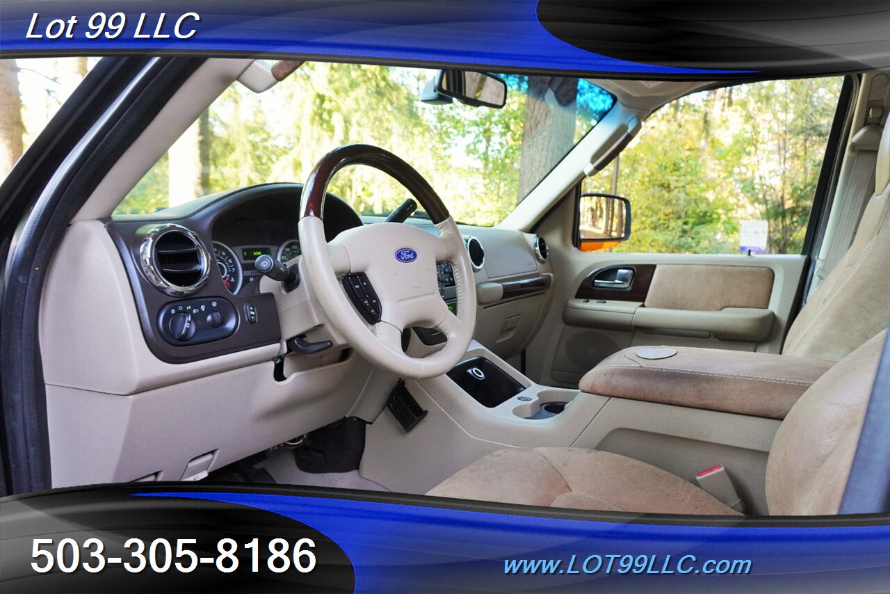 2006 Ford Expedition King Ranch 4X4 V8 5.4L Heated Leather Moon 3 ROW   - Photo 12 - Milwaukie, OR 97267