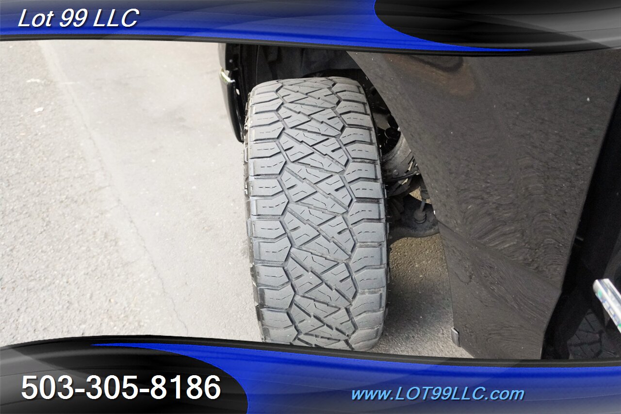 2017 Ford F-150 Crew Cab V6 2.7L Ecoboost Auto LIFTED 20 Wheels  Newer Off Road Tires - Photo 4 - Milwaukie, OR 97267