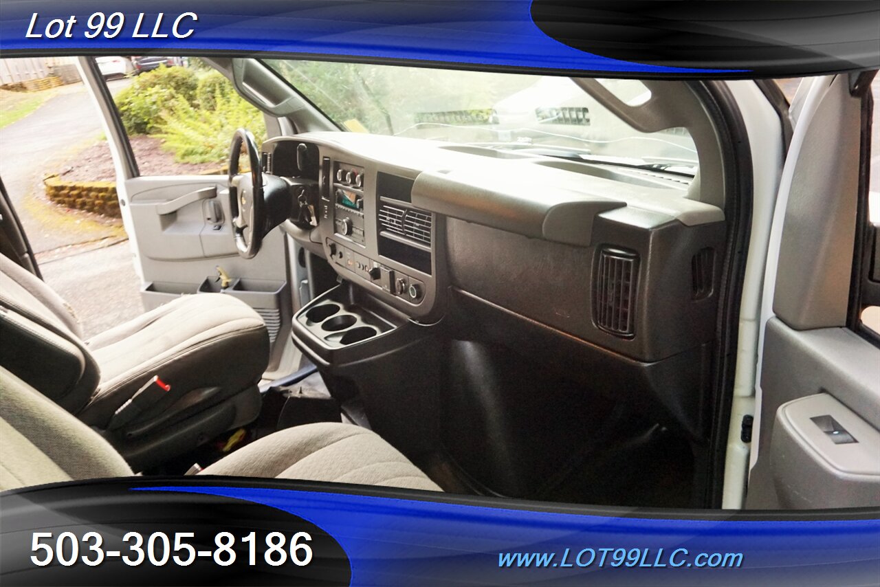 2019 Chevrolet Express 3500 Knapheide KUV Service Body Service Truck   - Photo 15 - Milwaukie, OR 97267