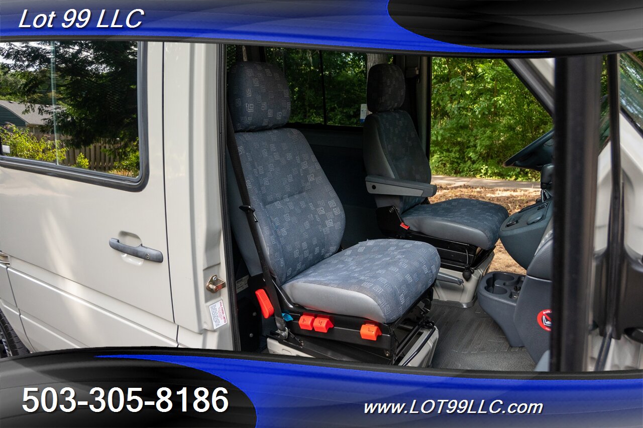 2006 Dodge Sprinter 2500 82k DIESEL ** WHEELCHAIR VAN **   - Photo 17 - Milwaukie, OR 97267