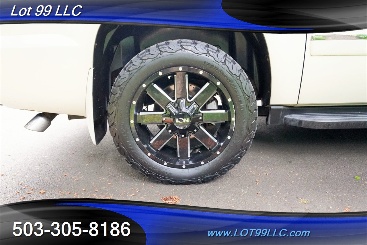 2012 Chevrolet Avalanche LTZ 4X4 V8 5.3L Auto Heated Leather Seats MOON GPS  Black 20 Wheels Newer Tires - Photo 36 - Milwaukie, OR 97267
