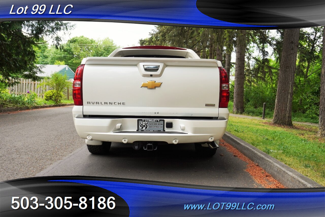 2012 Chevrolet Avalanche LTZ 4X4 V8 5.3L Auto Heated Leather Seats MOON GPS  Black 20 Wheels Newer Tires - Photo 10 - Milwaukie, OR 97267