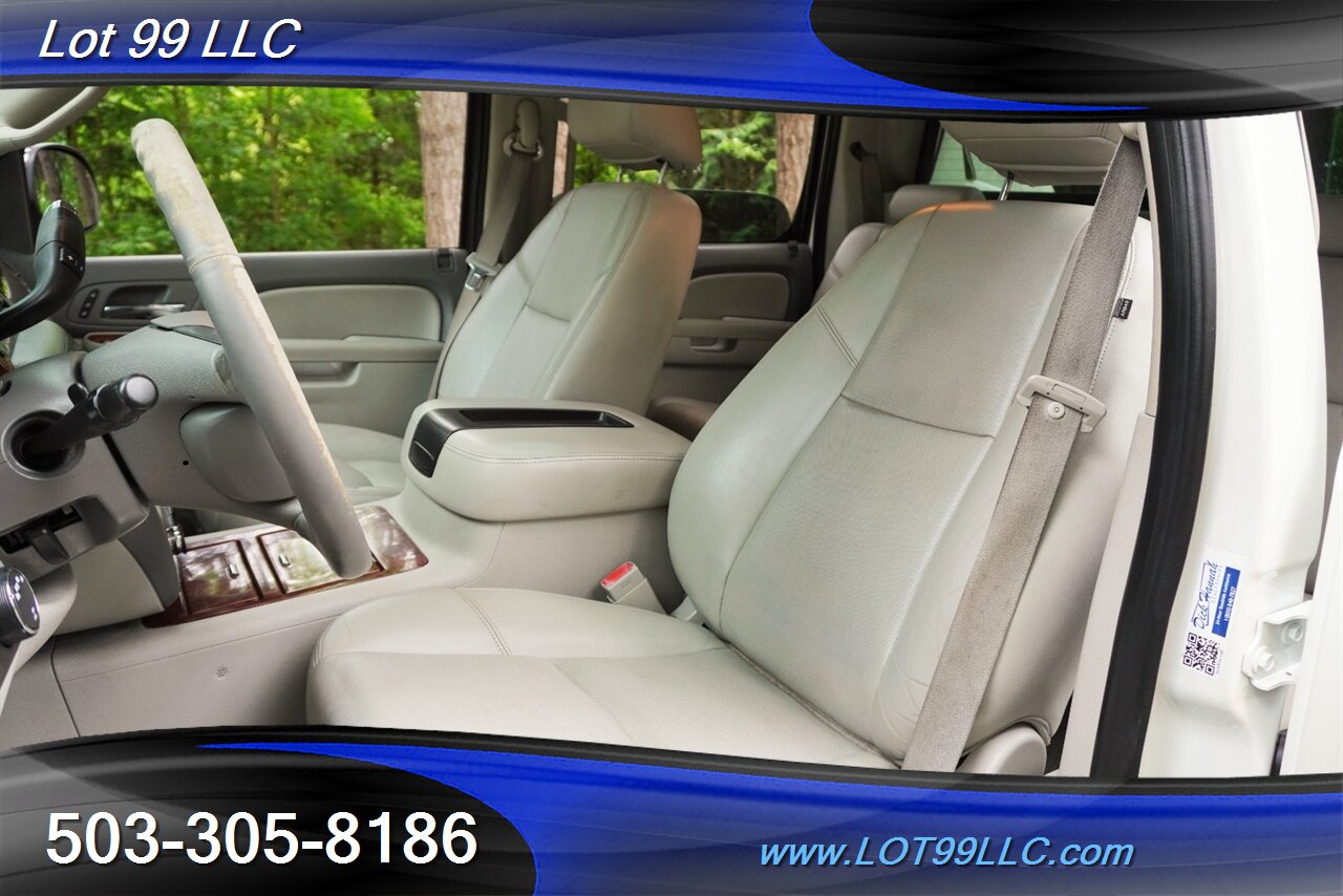 2012 Chevrolet Avalanche LTZ 4X4 V8 5.3L Auto Heated Leather Seats MOON GPS  Black 20 Wheels Newer Tires - Photo 13 - Milwaukie, OR 97267