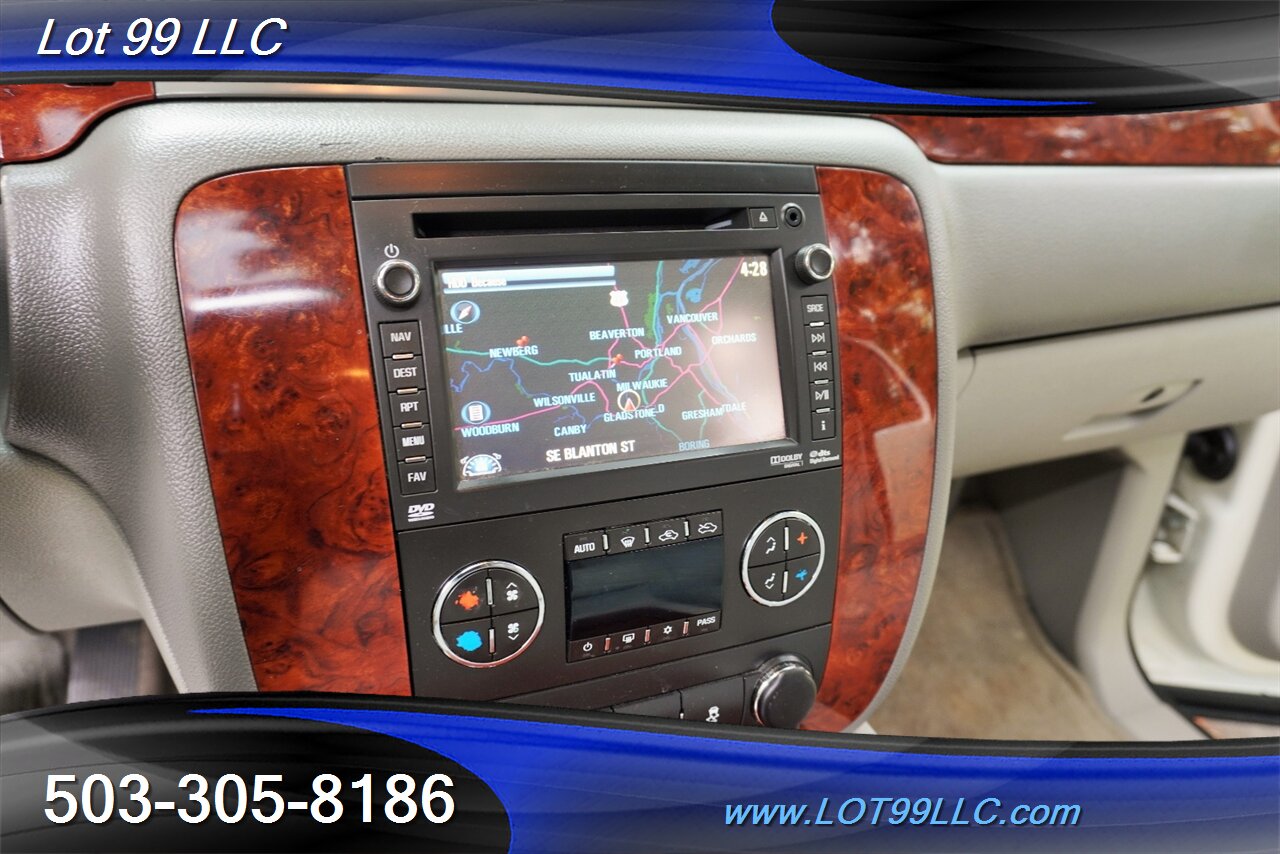 2012 Chevrolet Avalanche LTZ 4X4 V8 5.3L Auto Heated Leather Seats MOON GPS  Black 20 Wheels Newer Tires - Photo 23 - Milwaukie, OR 97267