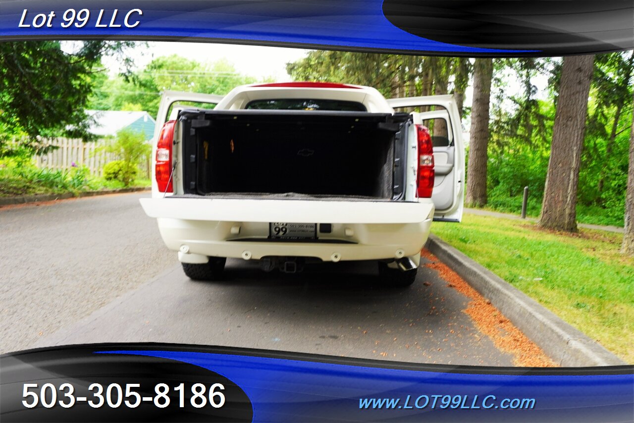 2012 Chevrolet Avalanche LTZ 4X4 V8 5.3L Auto Heated Leather Seats MOON GPS  Black 20 Wheels Newer Tires - Photo 31 - Milwaukie, OR 97267