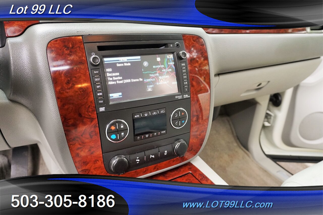2012 Chevrolet Avalanche LTZ 4X4 V8 5.3L Auto Heated Leather Seats MOON GPS  Black 20 Wheels Newer Tires - Photo 21 - Milwaukie, OR 97267