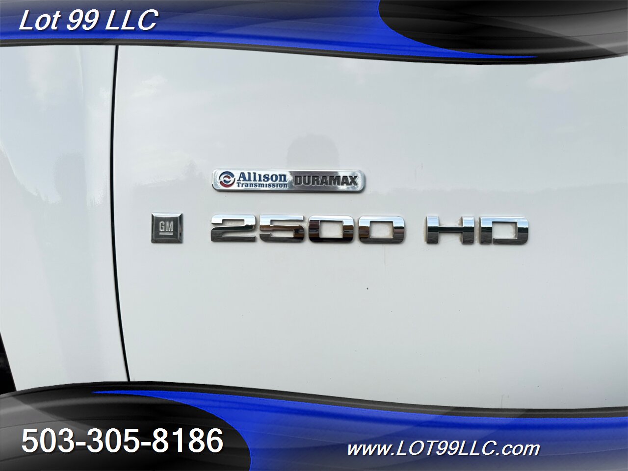 2009 GMC Sierra 2500HD SLT 141k LIFTED New 40 " Tires Duramax 6.6L Diesel  4x4 - Photo 9 - Milwaukie, OR 97267