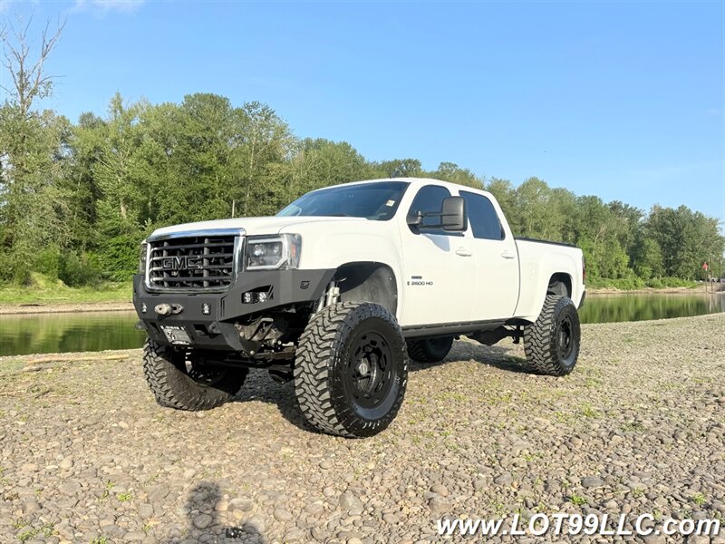 2009 GMC Sierra 2500HD SLT 141k LIFTED New 40