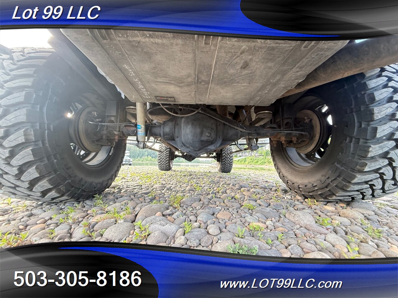 2009 GMC Sierra 2500HD SLT 141k LIFTED New 40 " Tires Duramax 6.6L Diesel  4x4 - Photo 55 - Milwaukie, OR 97267