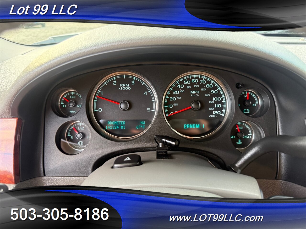 2009 GMC Sierra 2500HD SLT 141k LIFTED New 40 " Tires Duramax 6.6L Diesel  4x4 - Photo 11 - Milwaukie, OR 97267