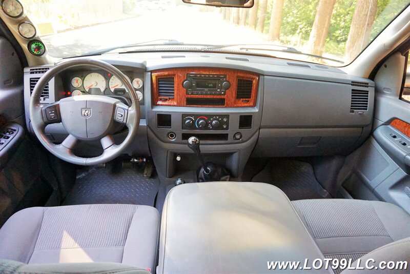 2006 Dodge Ram 2500 SLT 4X4 5.9L Cummins DIESEL Long Bed 1 OWNER  