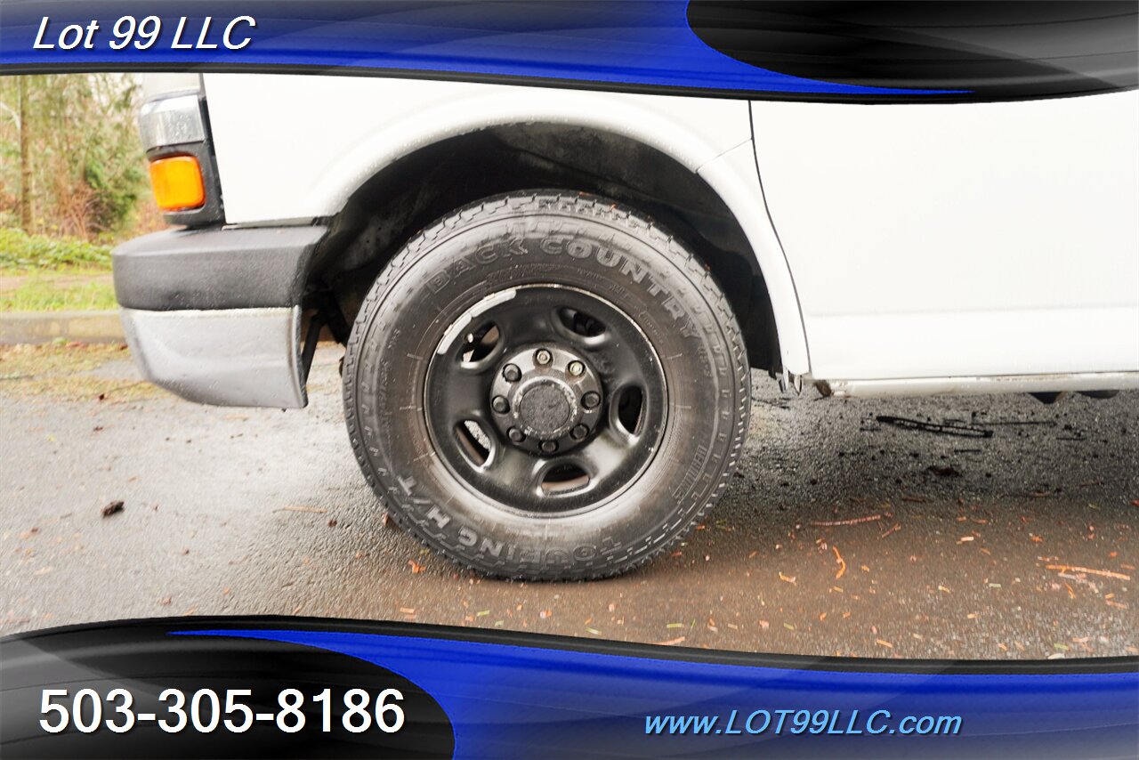 2005 Chevrolet Express 3500 Knapheide KUV Service Body Service Truck   - Photo 3 - Milwaukie, OR 97267