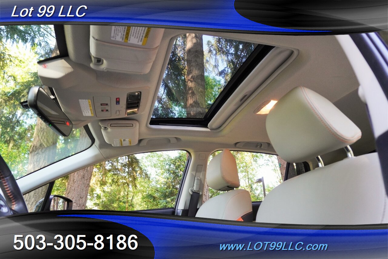 2017 Subaru Crosstrek Limited AWD Only 58K Low Miles Heated Leather GPS  Pano Roof Heated TWO TONE Leather Seats Moon Roof 1 OWNER - Photo 3 - Milwaukie, OR 97267