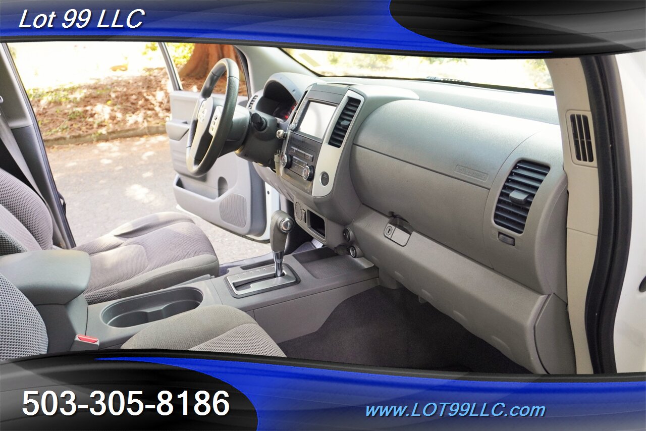 2019 Nissan Frontier SV Crew Cab V6 4.0L Automatic Short Bed Premium  Black Wheels Newer Tires Local Truck Super Clean - Photo 18 - Milwaukie, OR 97267