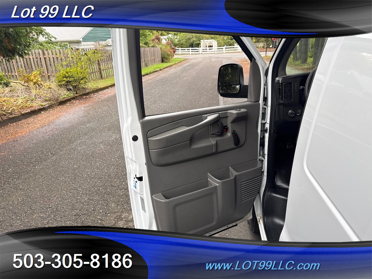 2013 Chevrolet Express 2500 Cargo Van 1-Owner 136k Ladder Rack Shelves   - Photo 25 - Milwaukie, OR 97267