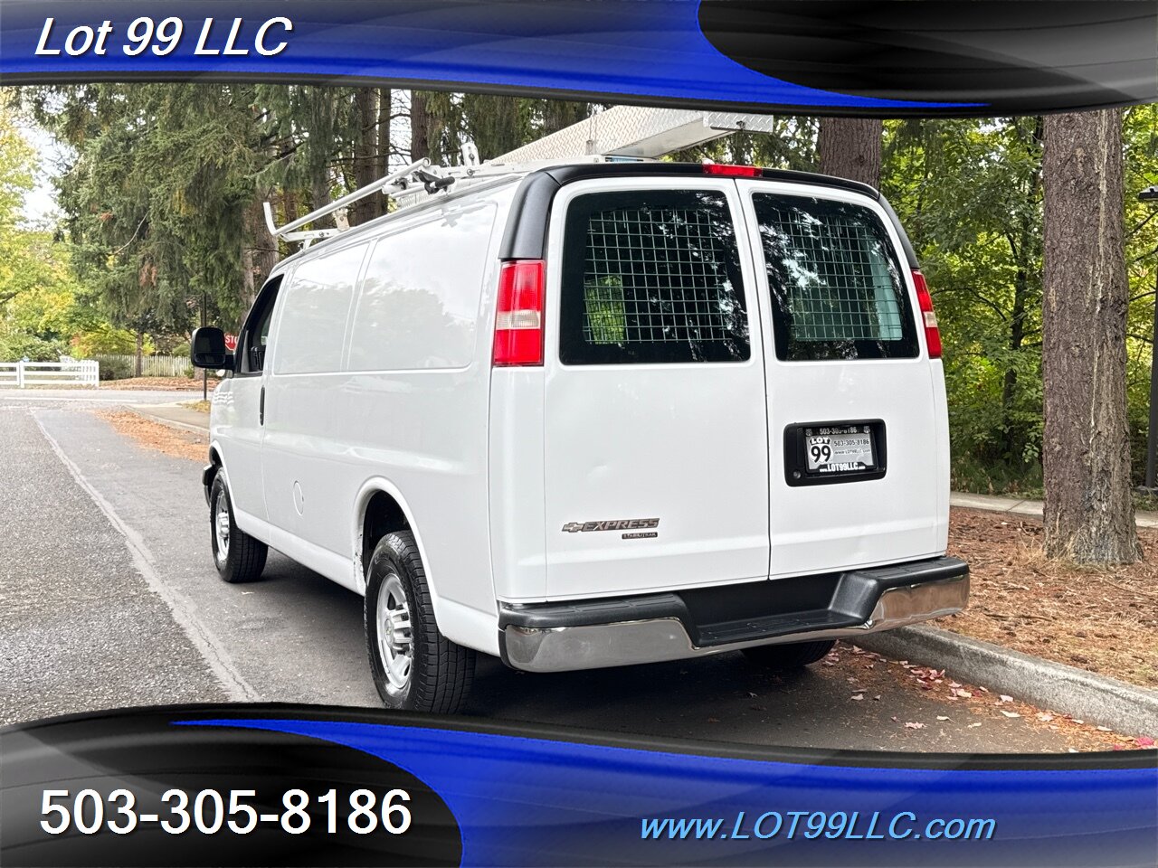 2013 Chevrolet Express 2500 Cargo Van 1-Owner 136k Ladder Rack Shelves   - Photo 8 - Milwaukie, OR 97267