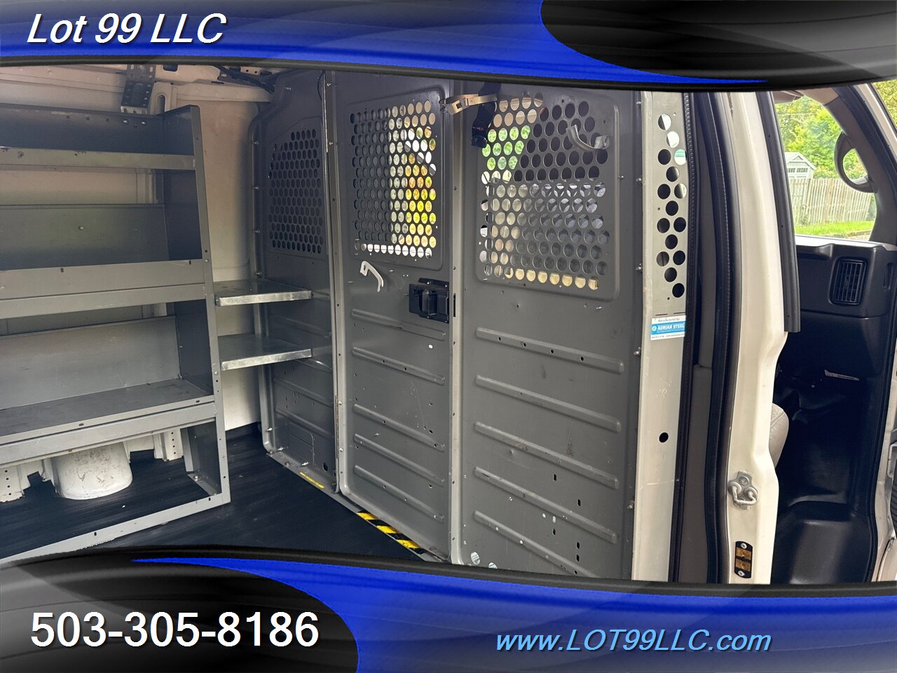 2013 Chevrolet Express 2500 Cargo Van 1-Owner 136k Ladder Rack Shelves   - Photo 15 - Milwaukie, OR 97267