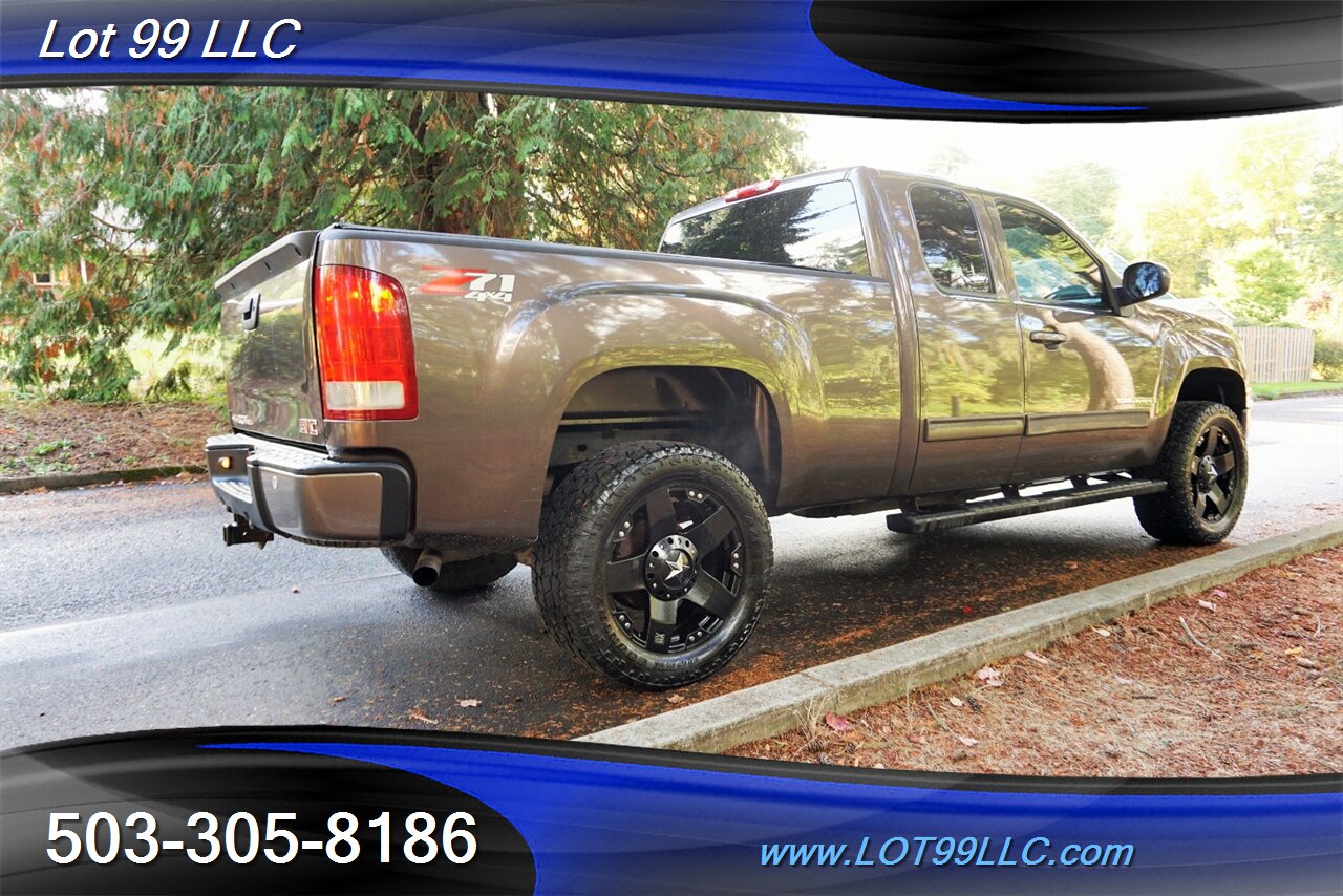 2007 GMC Sierra 1500 SLT 4X4 Extended Cab Heated Leather LIFTED 20S   - Photo 9 - Milwaukie, OR 97267