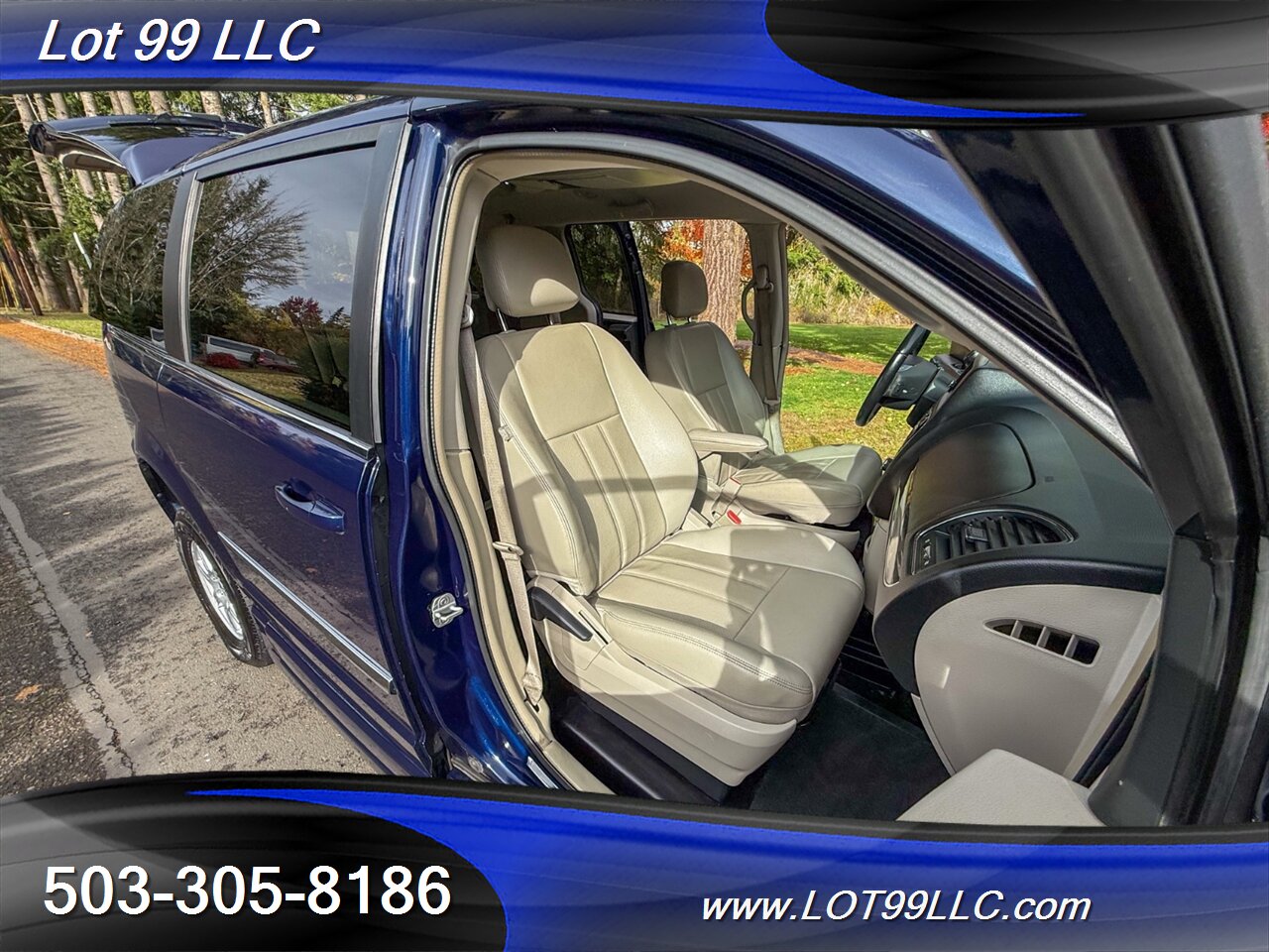 2012 Chrysler Town & Country Touring ** Braun WHEELCHAIR VAN ** Kneeling Power Ramp Backup Camera - Photo 28 - Milwaukie, OR 97267
