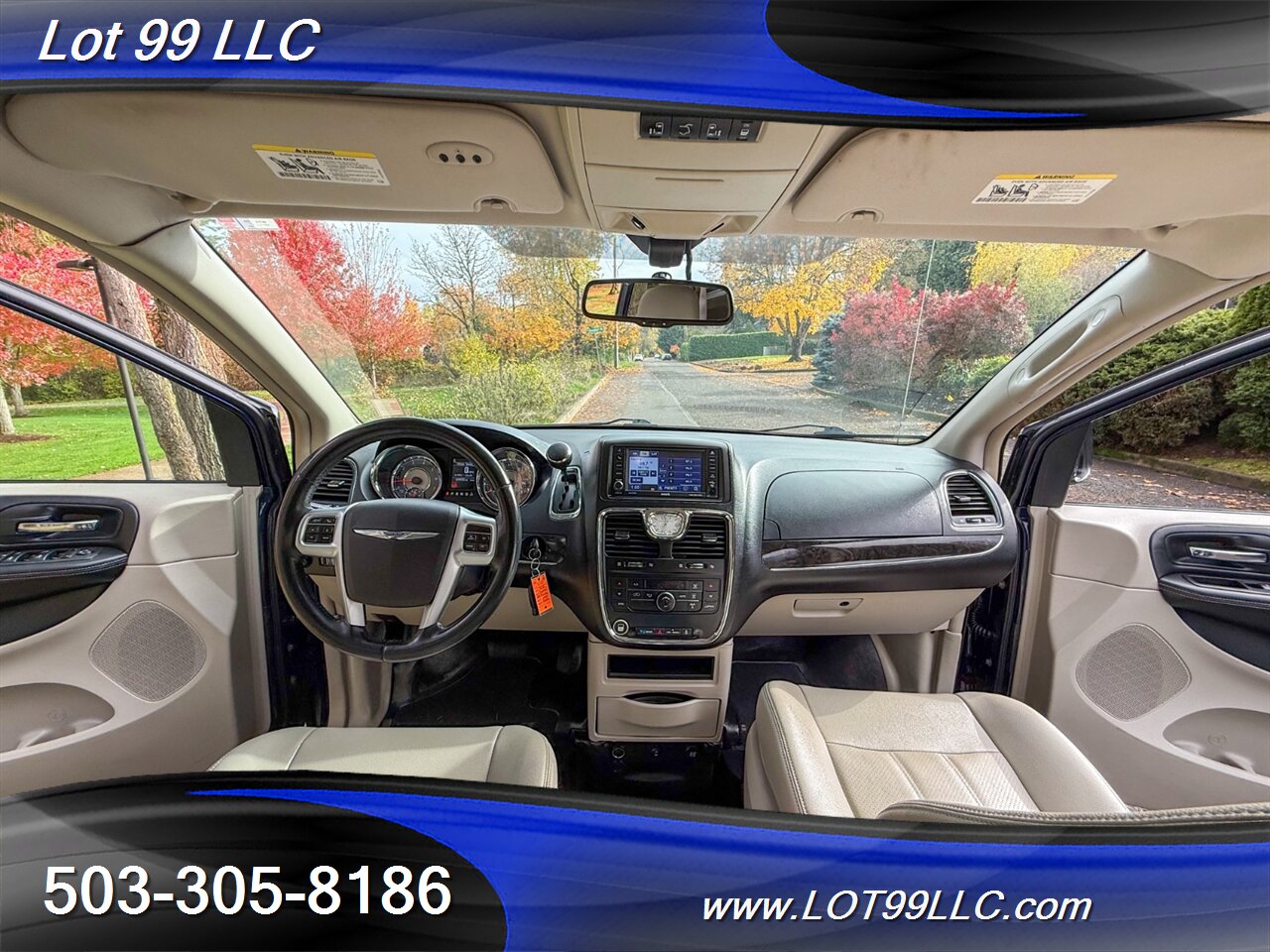 2012 Chrysler Town & Country Touring ** Braun WHEELCHAIR VAN ** Kneeling Power Ramp Backup Camera - Photo 15 - Milwaukie, OR 97267