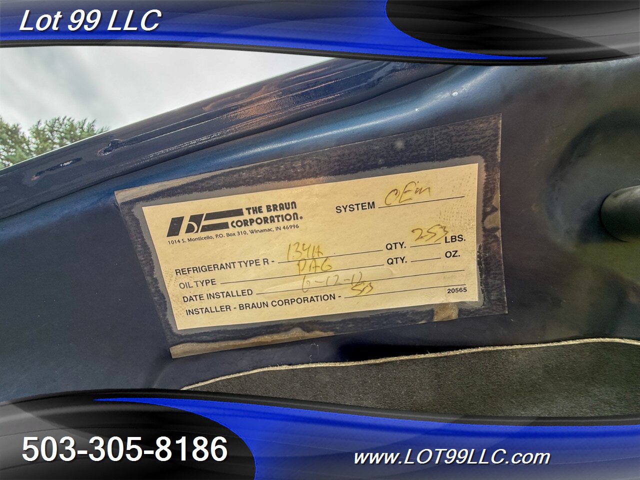 2012 Chrysler Town & Country Touring ** Braun WHEELCHAIR VAN ** Kneeling Power Ramp Backup Camera - Photo 48 - Milwaukie, OR 97267