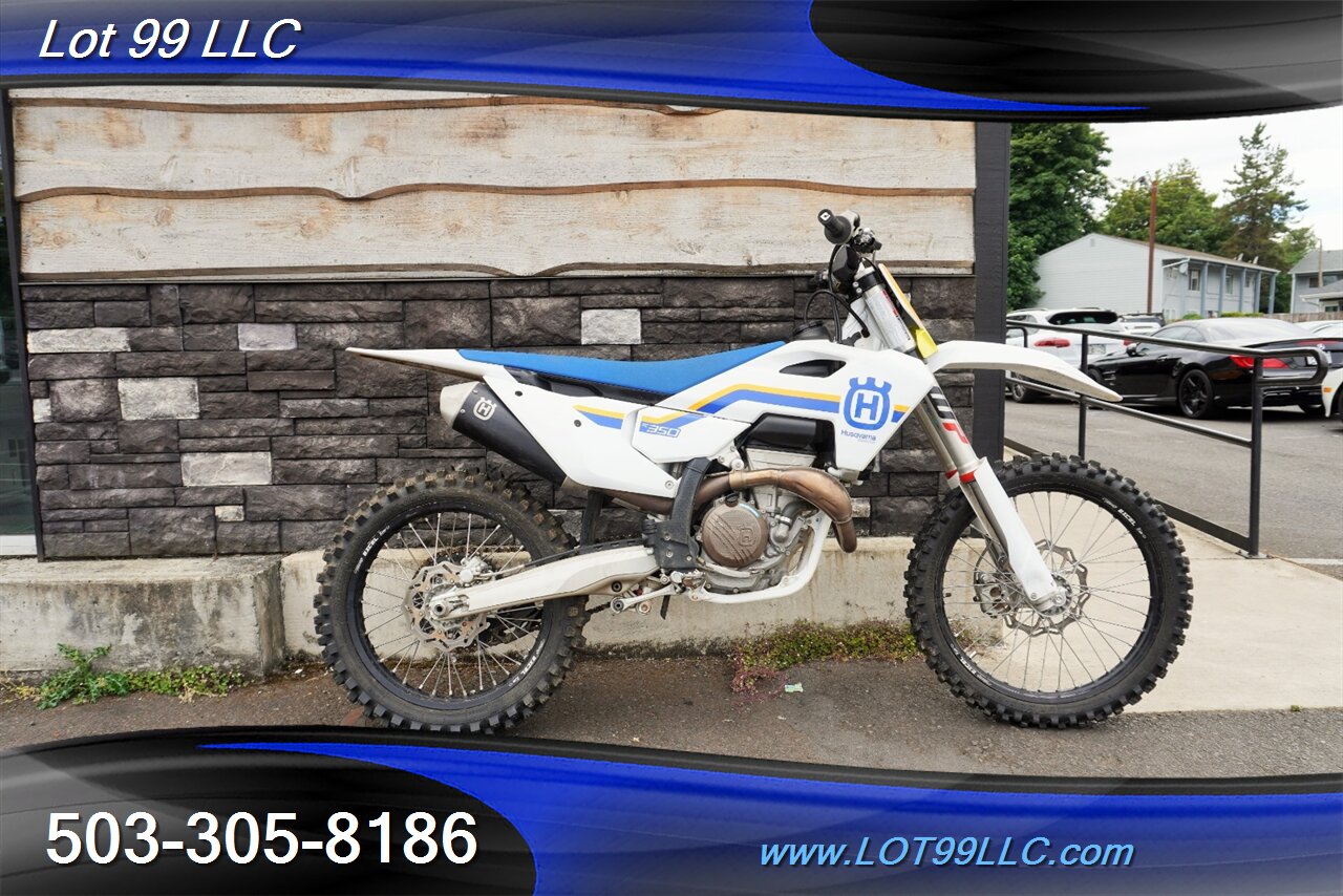 2023 Husqvarna FC 350 27.5 HOURS White Blue Seats Like New Tires   - Photo 10 - Milwaukie, OR 97267
