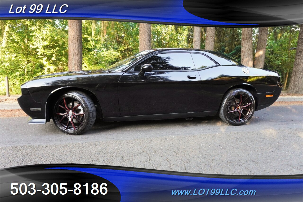 2014 Dodge Challenger SXT Coupe V6 Automatic Tinted Windows 20 Black Wheels Newer Tires Rear Spoiler - Photo 5 - Milwaukie, OR 97267