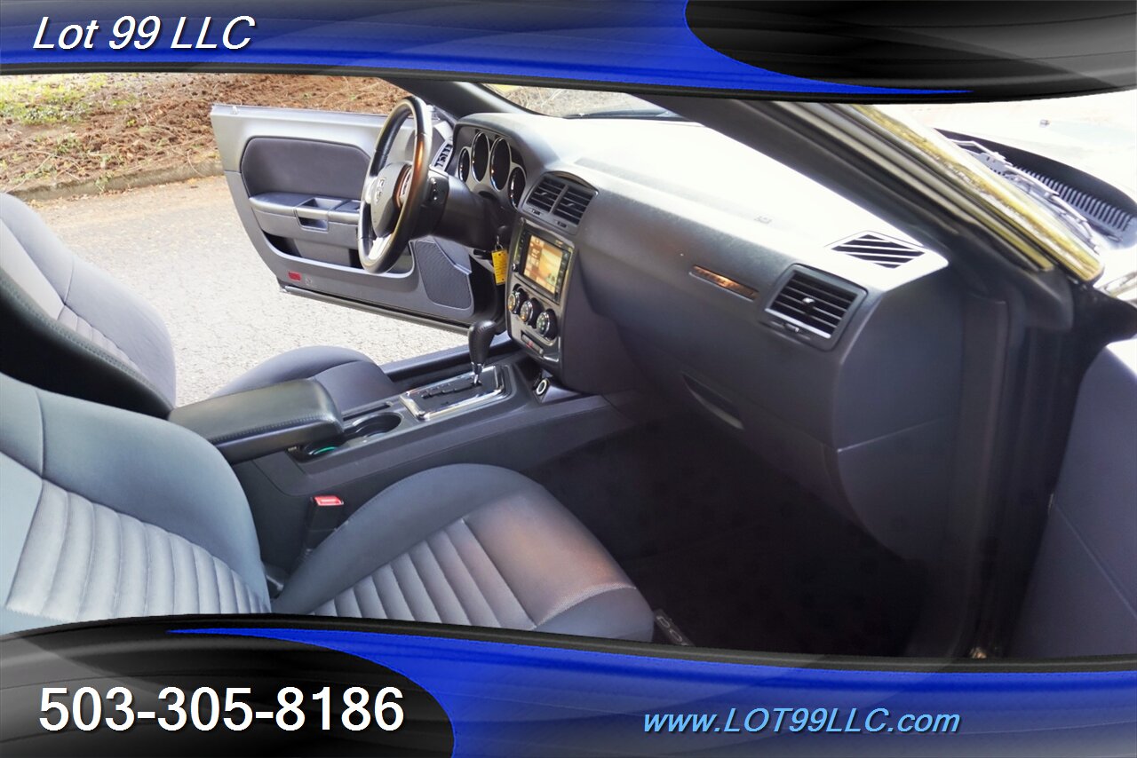 2014 Dodge Challenger SXT Coupe V6 Automatic Tinted Windows 20 Black Wheels Newer Tires Rear Spoiler - Photo 16 - Milwaukie, OR 97267