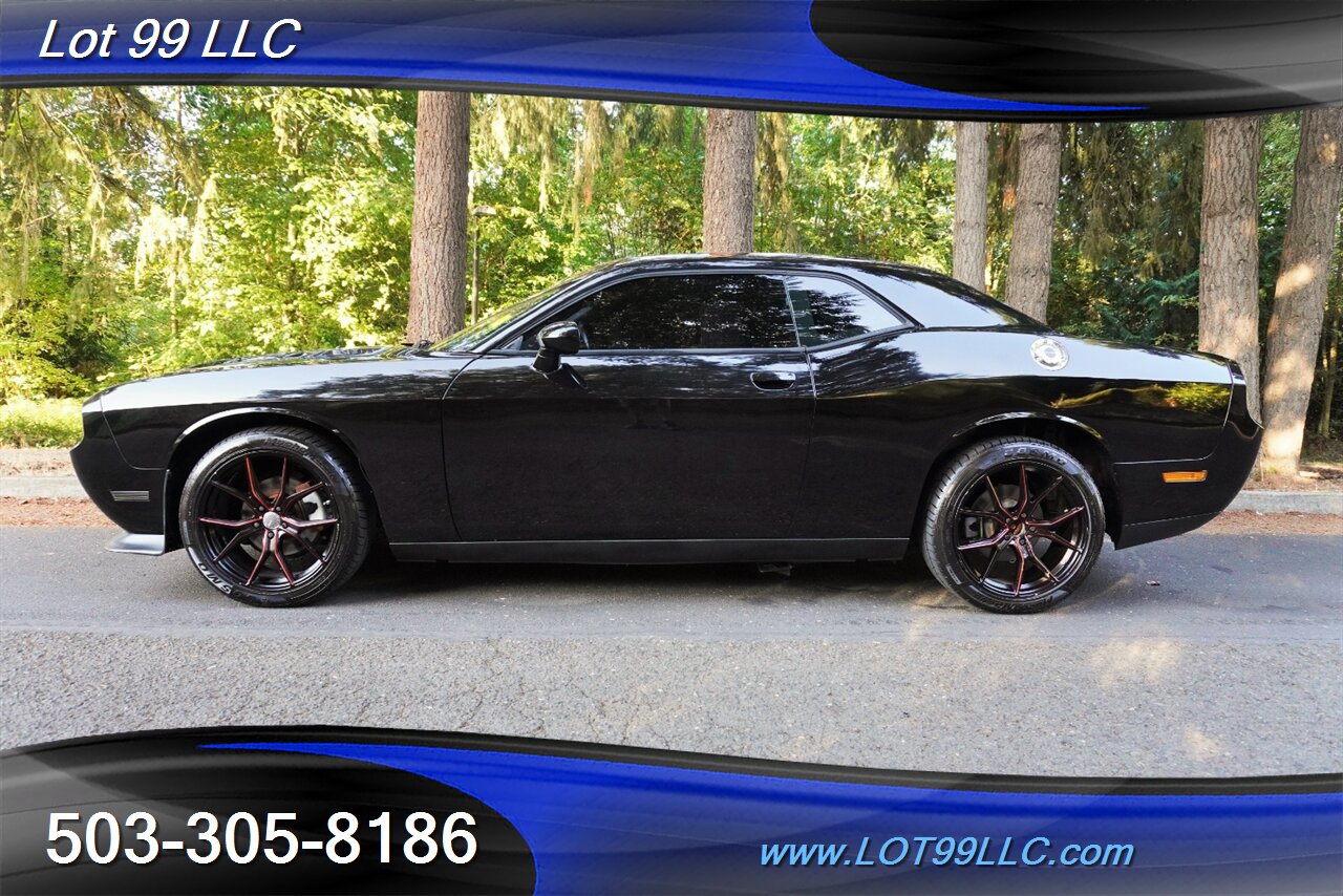 2014 Dodge Challenger SXT Coupe V6 Automatic Tinted Windows 20 Black Wheels Newer Tires Rear Spoiler - Photo 1 - Milwaukie, OR 97267