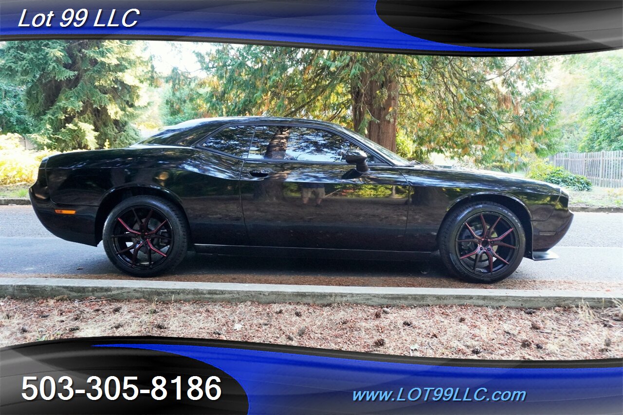 2014 Dodge Challenger SXT Coupe V6 Automatic Tinted Windows 20 Black Wheels Newer Tires Rear Spoiler - Photo 9 - Milwaukie, OR 97267