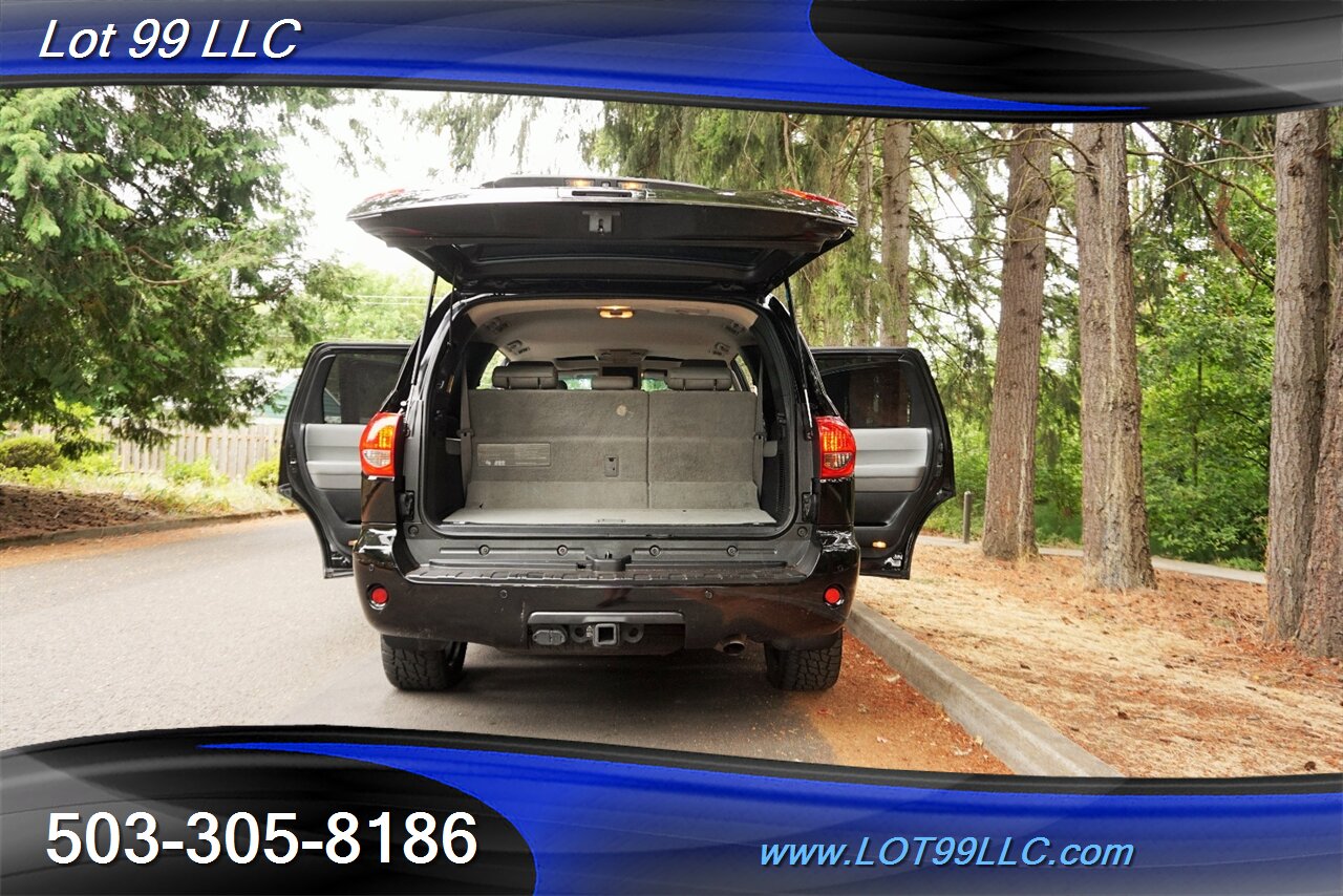 2012 Toyota Sequoia Limited 4X4 V8 Heated Leather MOON 1 OWNER   - Photo 30 - Milwaukie, OR 97267