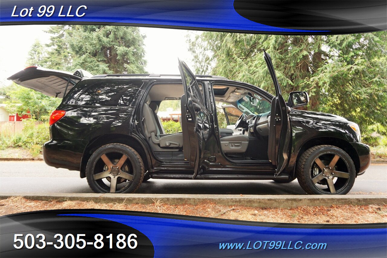 2012 Toyota Sequoia Limited 4X4 V8 Heated Leather MOON 1 OWNER   - Photo 29 - Milwaukie, OR 97267