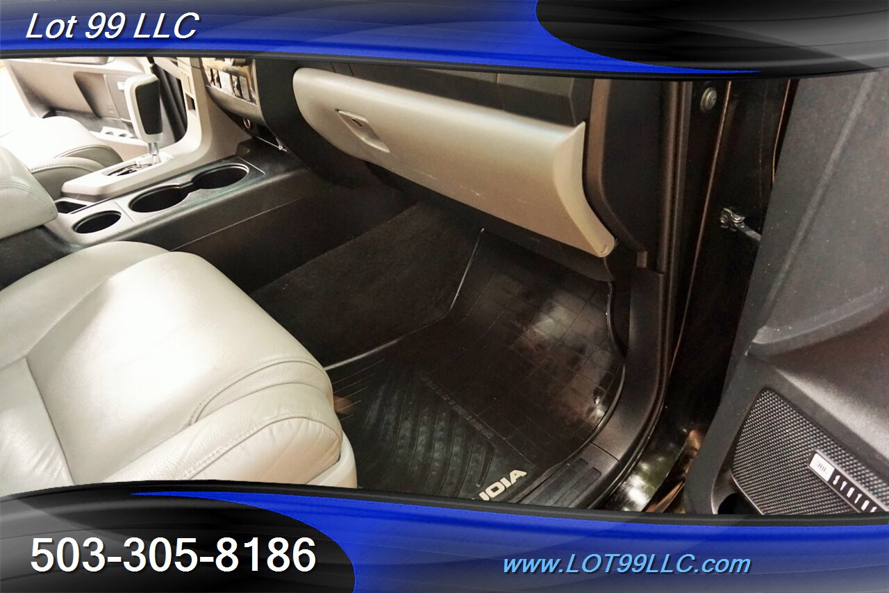 2012 Toyota Sequoia Limited 4X4 V8 Heated Leather MOON 1 OWNER   - Photo 34 - Milwaukie, OR 97267